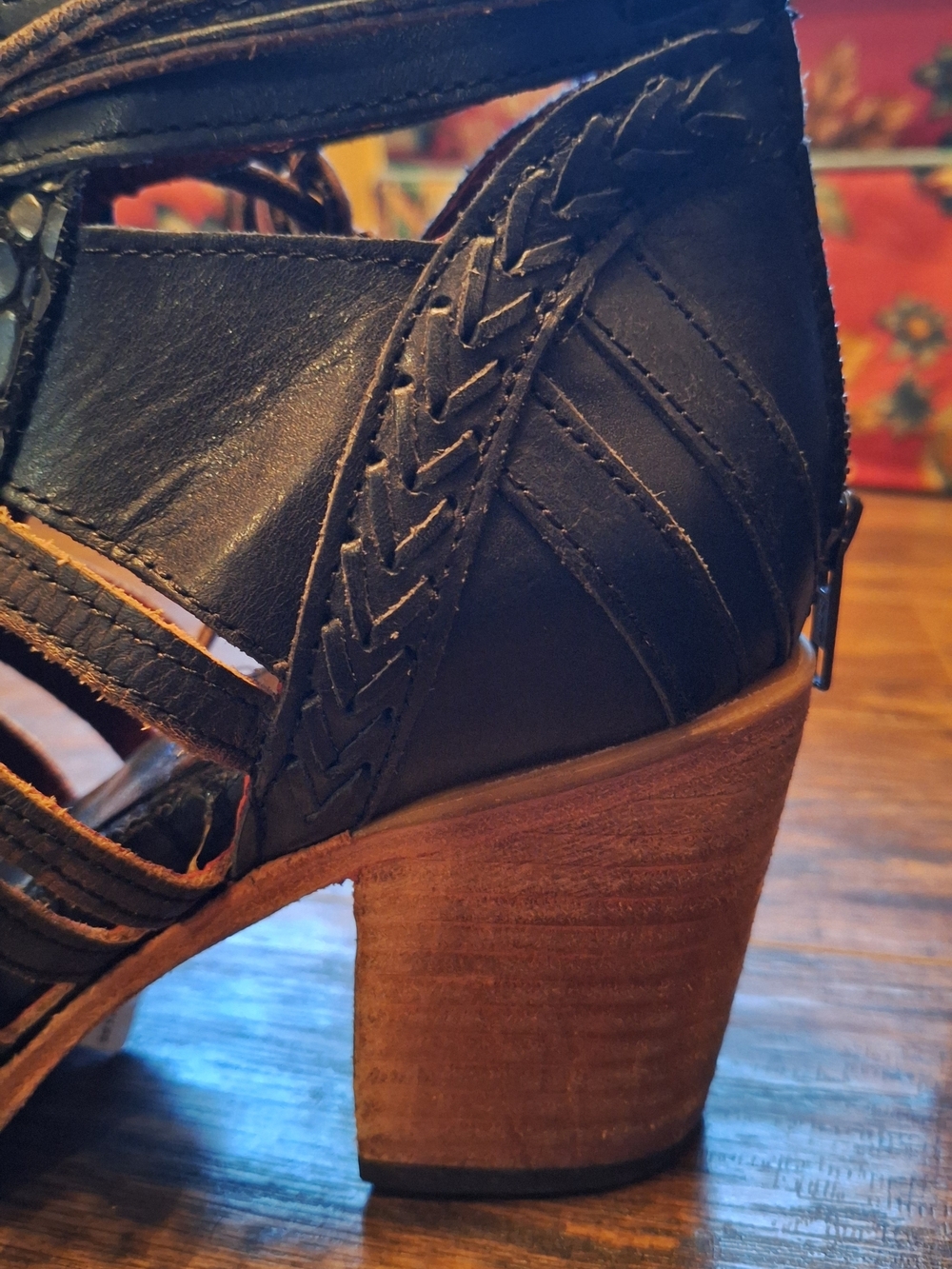 Freebird by Steven Brown and Black Braided Lace-Up Leather Sandals EUC - Picture 8 of 8